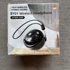BY01 Wireless Over-Ear Headphones - Black